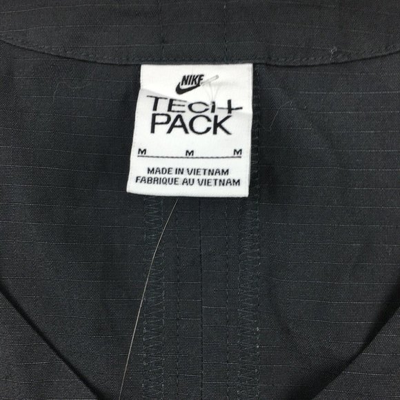 Nike Sportswear Tech Pack Unlined Gilet Vest Bag Black Men's M DM5534-06… - Picture 9 of 10